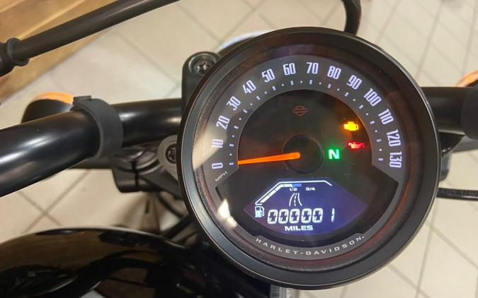 2024 Harley-Davidson® Nightster™ Vivid Black RH975