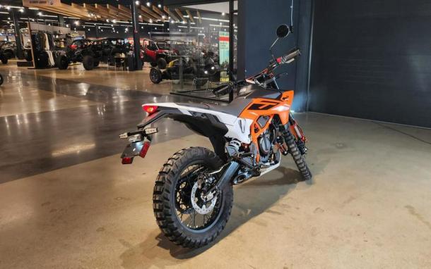2026 KTM 390 SMC R