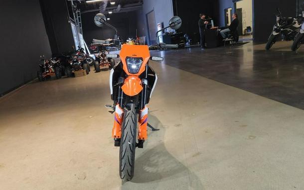 2026 KTM 390 SMC R