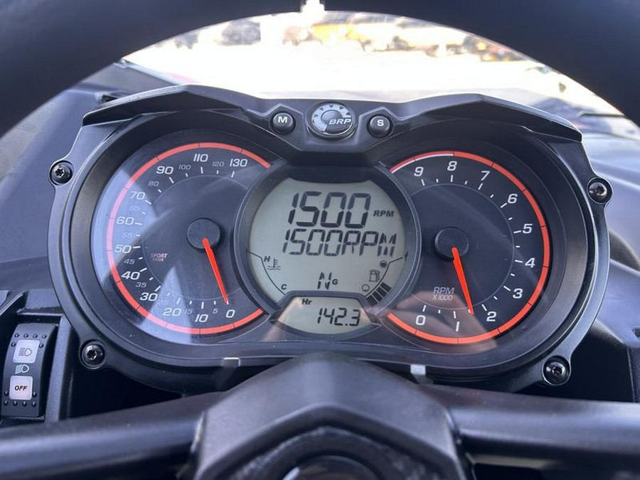 2019 Can-Am® Maverick™ X3 MAX TURBO Can-Am Red