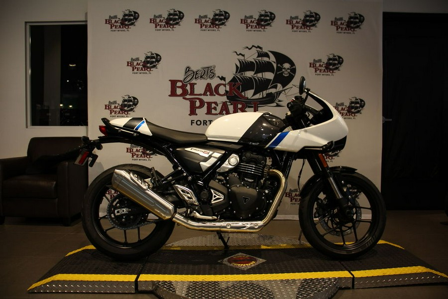 2026 Triumph Thruxton 400 Phantom Black / Aluminium Silver
