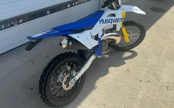 2027 Husqvarna TE 300