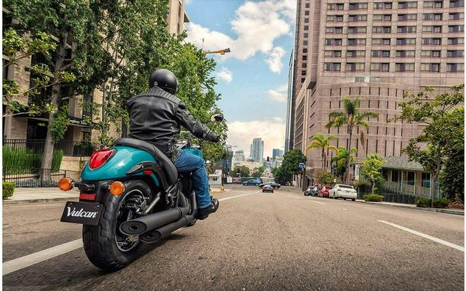 2022 Kawasaki Vulcan® 900 Custom