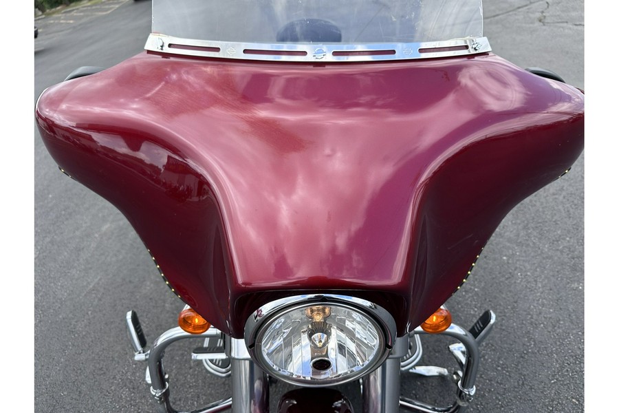 2009 Harley-Davidson® Street Glide Base