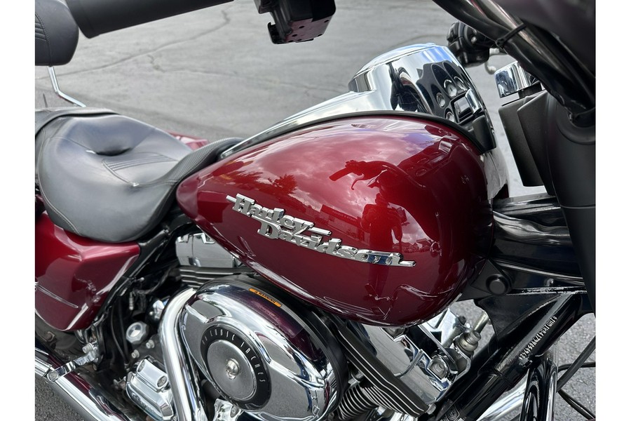 2009 Harley-Davidson® Street Glide Base