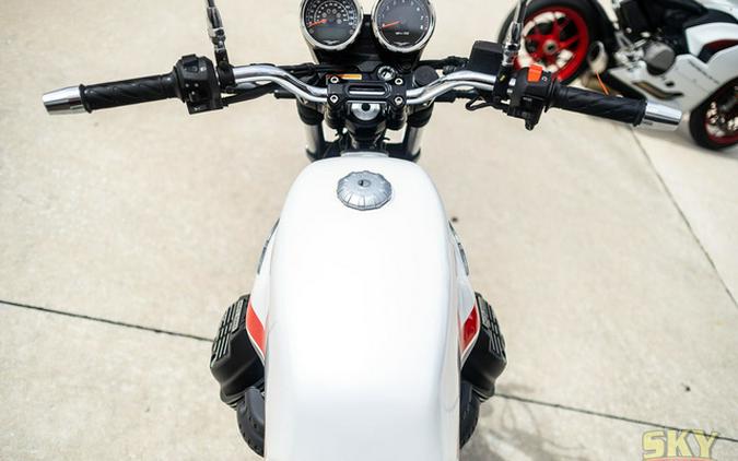 2023 Moto Guzzi V7 Special