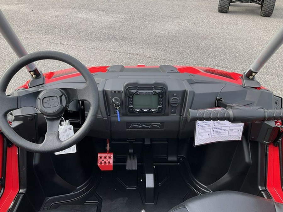 2026 Polaris RZR 200 EFI