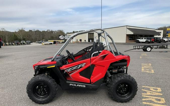 2026 Polaris RZR 200 EFI
