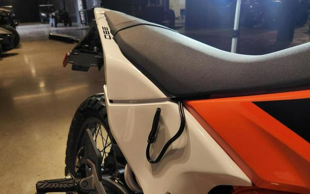 2026 KTM 390 Enduro R