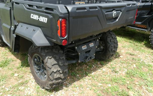 2024 Defender DPS HD7 - Can-Am