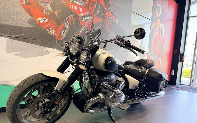 2023 BMW R 18 719 Mineral White Metallic