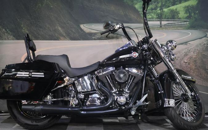 2002 Harley-Davidson® FLSTC - Heritage Softail® Classic