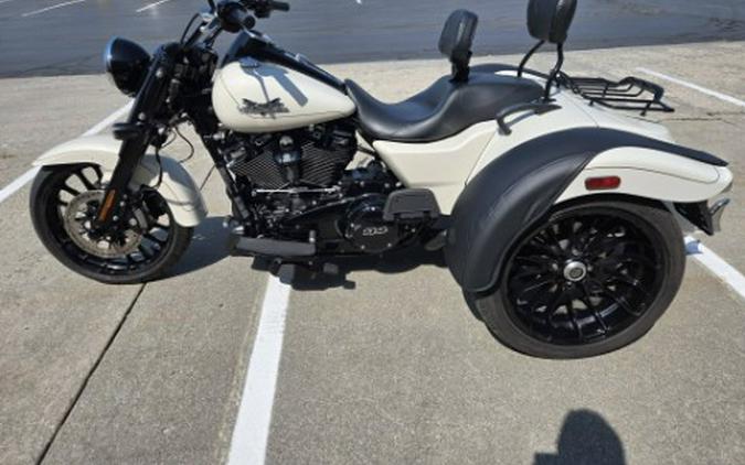 2023 Harley-Davidson Freewheeler®