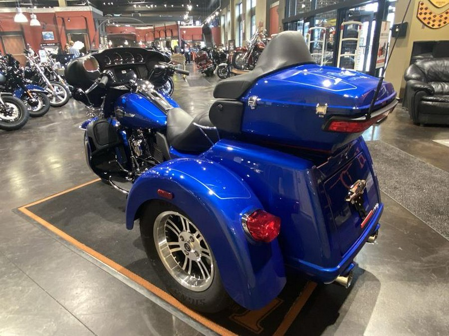 2024 Harley-Davidson® FLHTCUTG - Tri Glide® Ultra