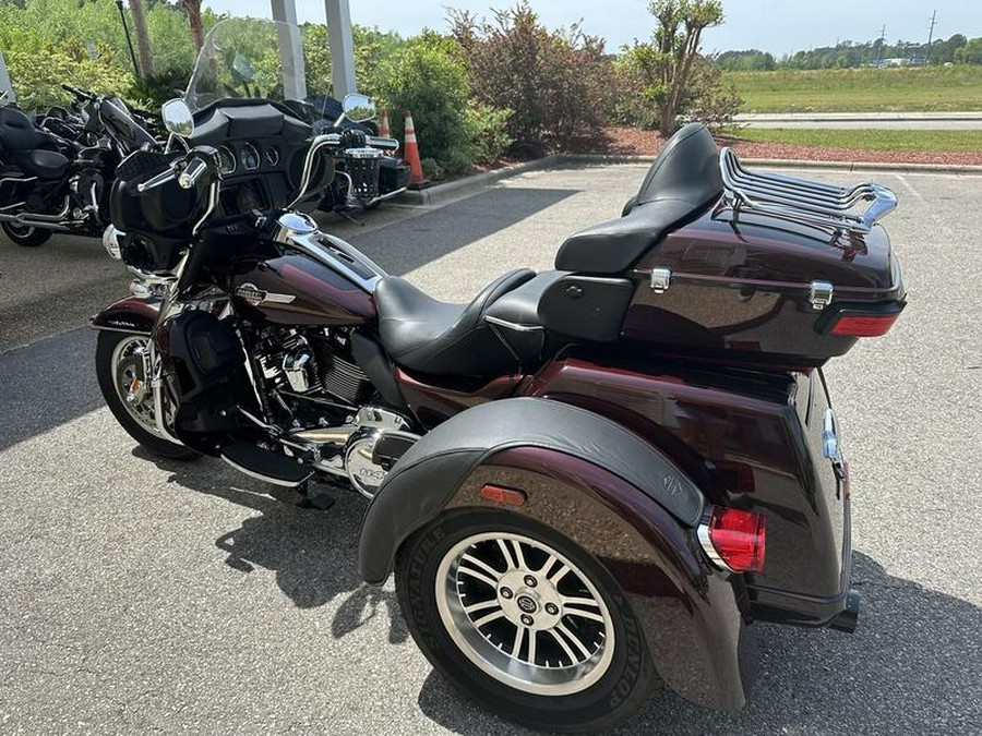 2022 Harley-Davidson® FLHTCUTG - Tri Glide® Ultra