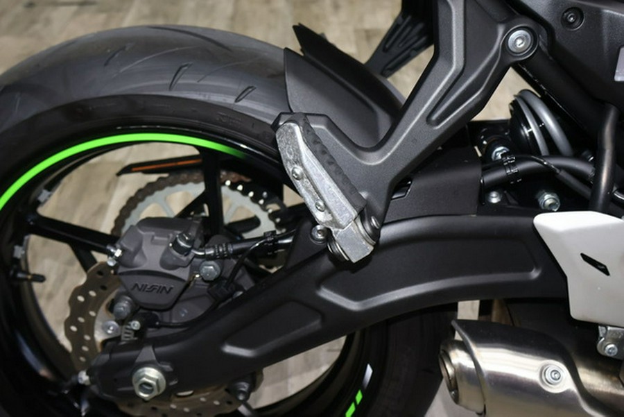 2022 Kawasaki Ninja 650 KRT Edition