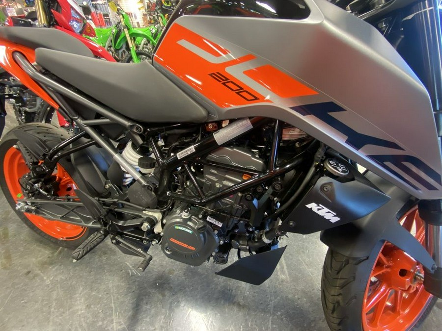 2023 KTM 200 Duke