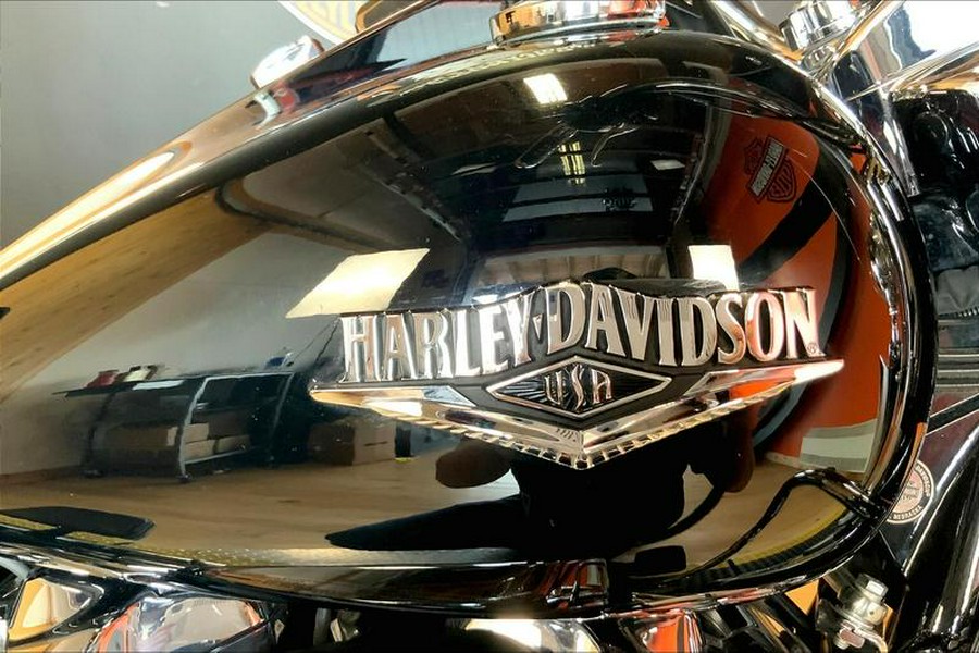 2018 Harley-Davidson® FLHR - Road King®