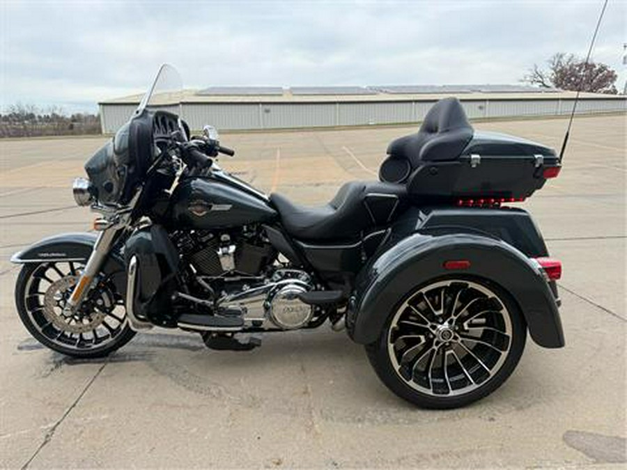2025 Harley-Davidson Tri Glide® Ultra