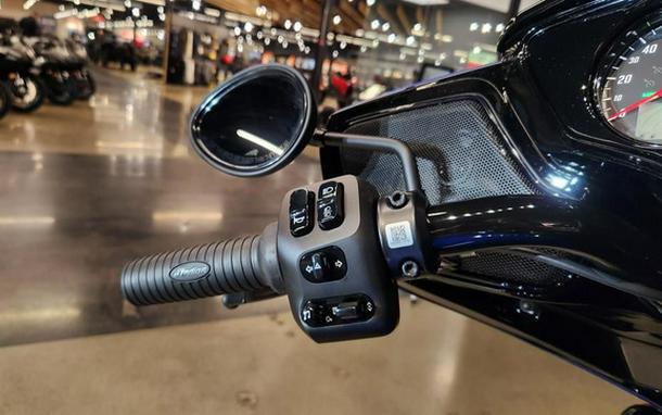 2026 Indian Chieftain PowerPlus Dark Horse Deep Blue Metallic