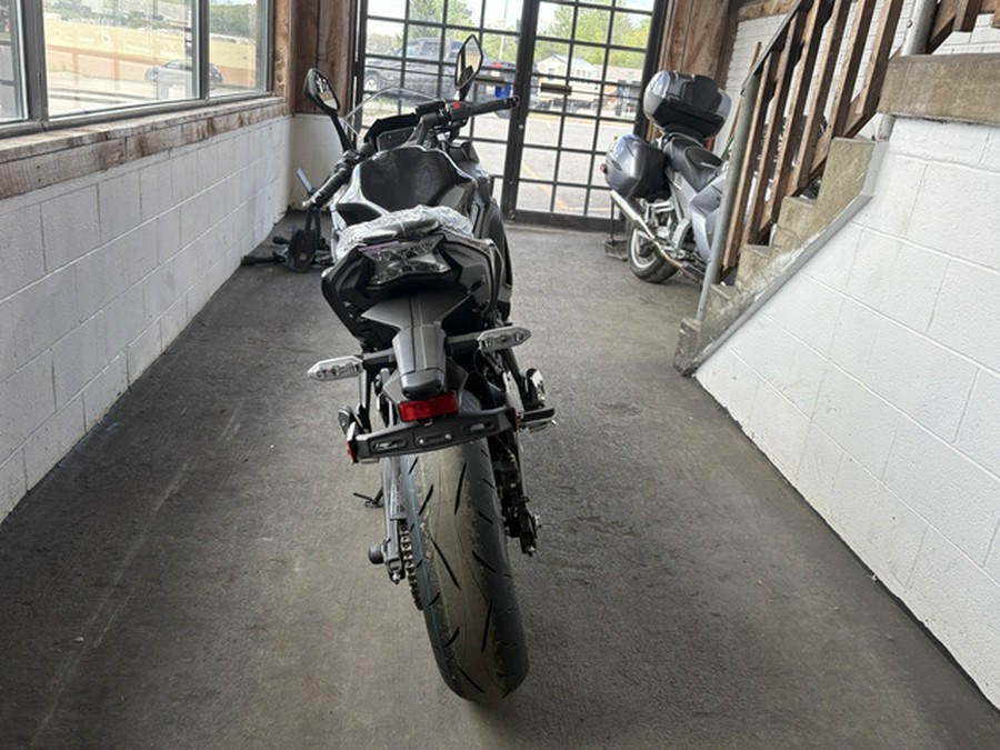 2026 Kawasaki Ninja 650 Base