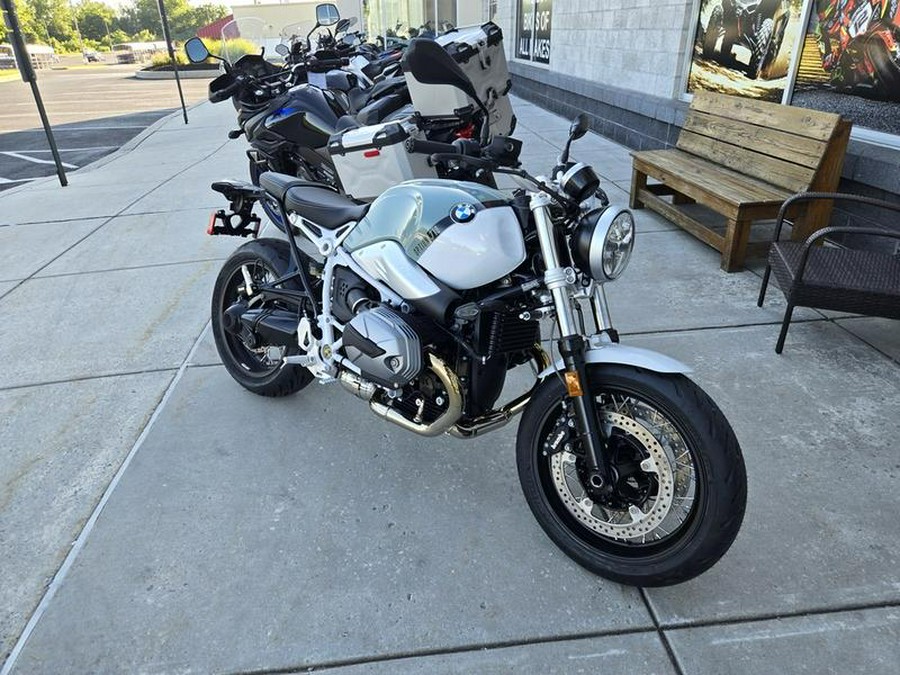 2023 BMW R nineT Pure 719 Pollux Metallic/Light White