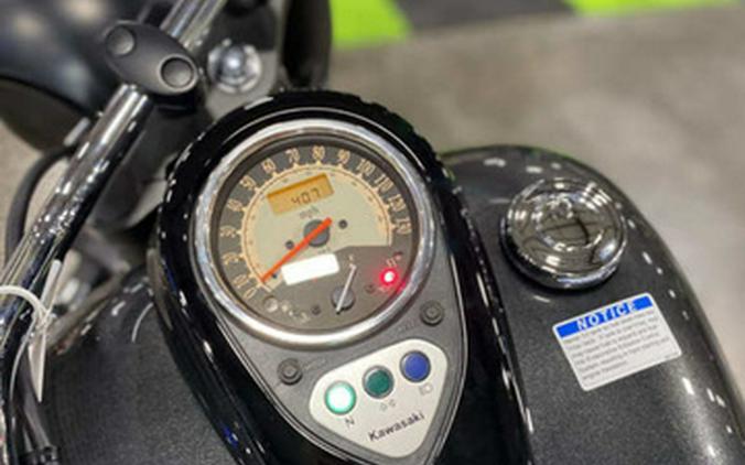 2025 Kawasaki Vulcan 900 Classic