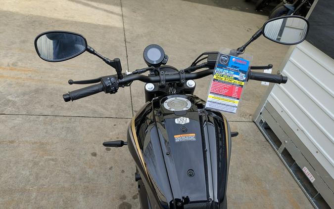 2025 Yamaha XSR700