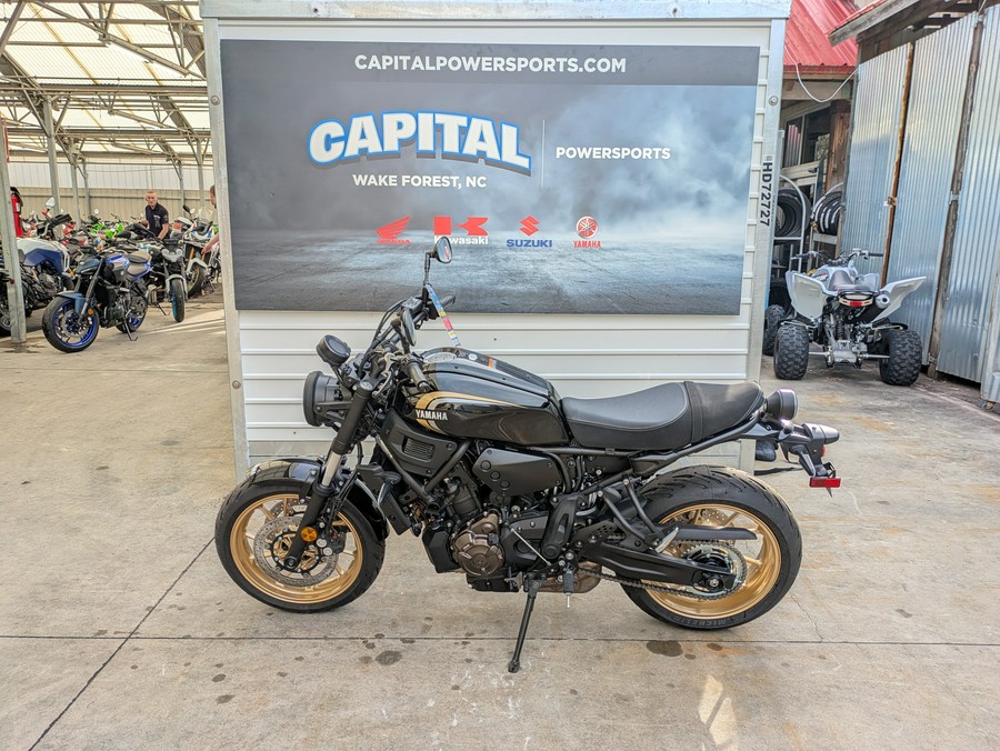 2025 Yamaha XSR700