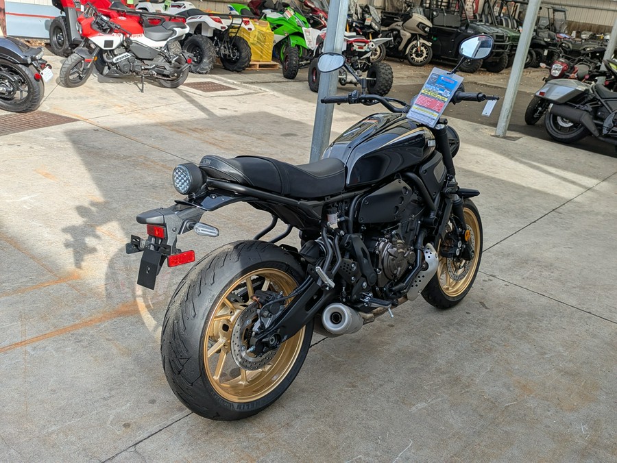 2025 Yamaha XSR700