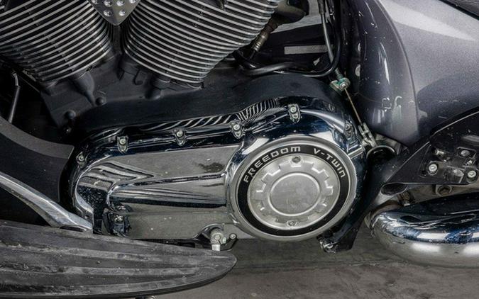 2016 Victory Motorcycles Cross Country Tour Two-Tone White Pearl and Gray Base