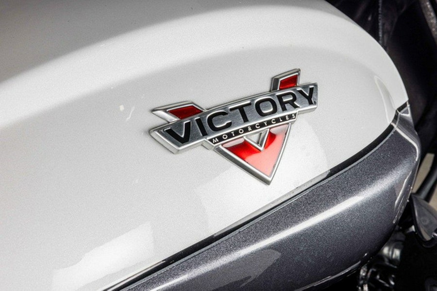 2016 Victory Motorcycles Cross Country Tour Two-Tone White Pearl and Gray Base