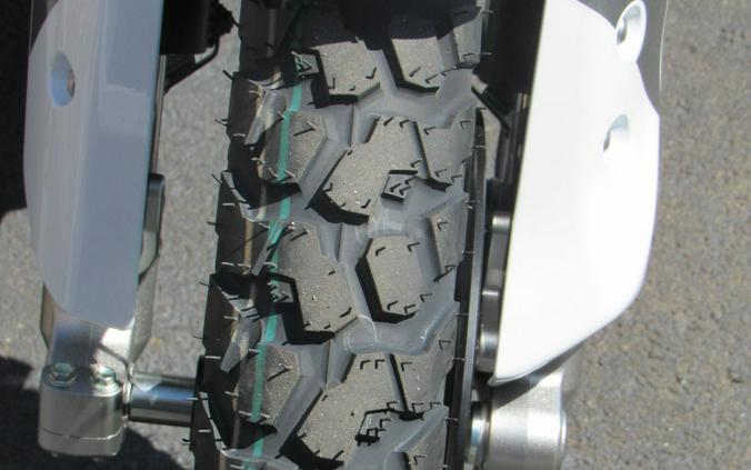 2026 Kawasaki KLE®500 SE ABS