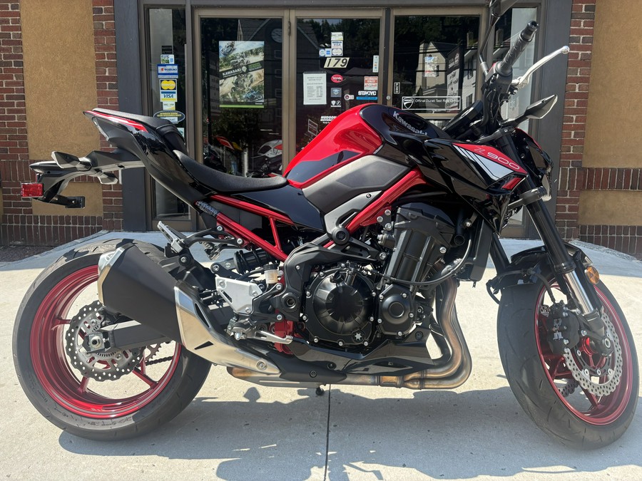 2024 Kawasaki Z900 ABS Candy Persimmon Red/Ebony - 3821U