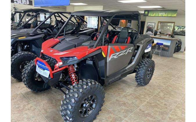 2024 Polaris Industries RZR XP 1000 Ultimate Indy Red