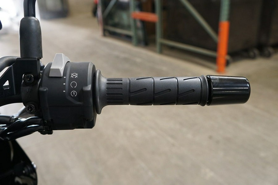 2026 Kawasaki Z900RS Cafe ABS