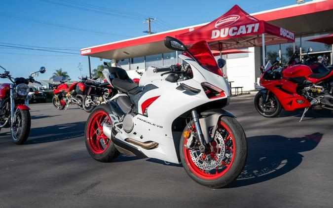 2022 Ducati Panigale V2