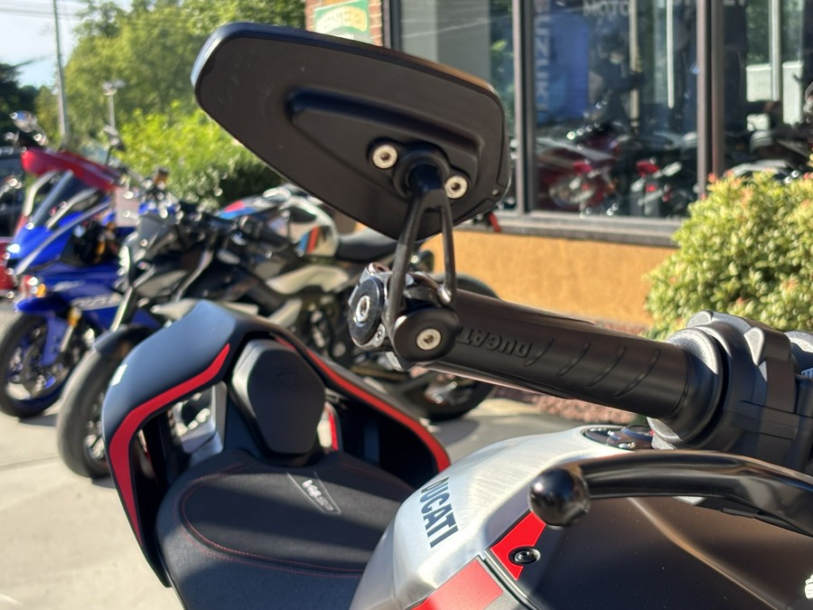 2022 Ducati Streetfighter V4 SP - 3830U