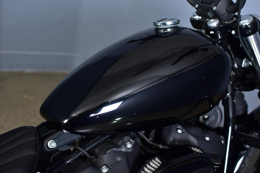 2022 STREET BOB 114 Black