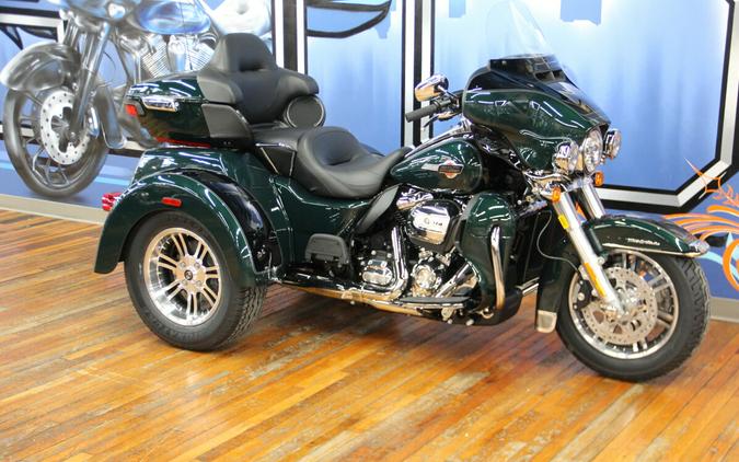 2024 Harley-Davidson Tri Glide Ultra Alpine Green / Vivid Black