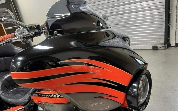 2013 Harley-Davidson FLHX - Street Glide