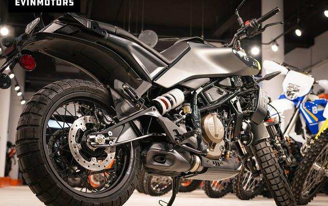 2024 Husqvarna Motorcycles SVARTPILEN 401