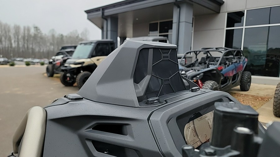 2026 Can-Am Outlander™ X mr 850