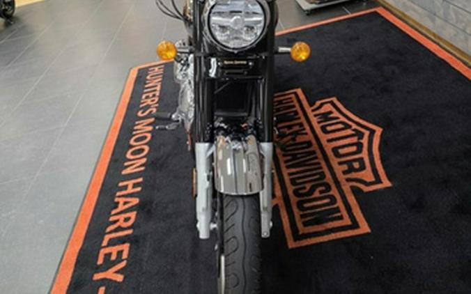 2026 Royal Enfield Classic 650 Black Chrome