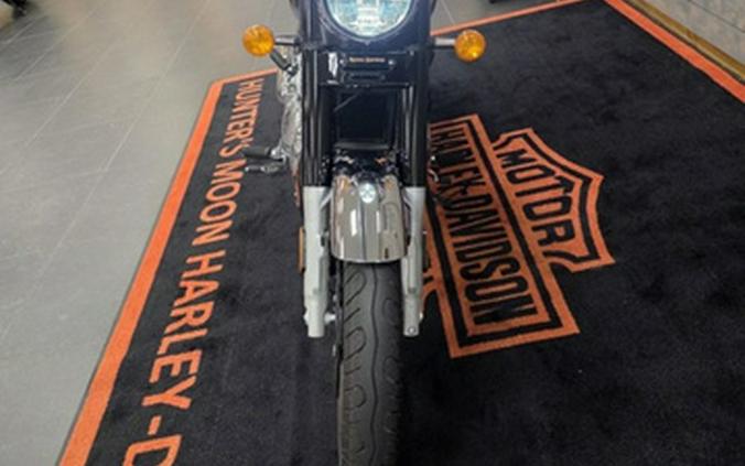 2026 Royal Enfield Classic 650 Black Chrome