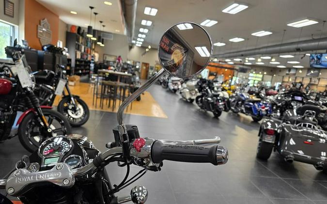 2026 Royal Enfield Classic 650 Black Chrome