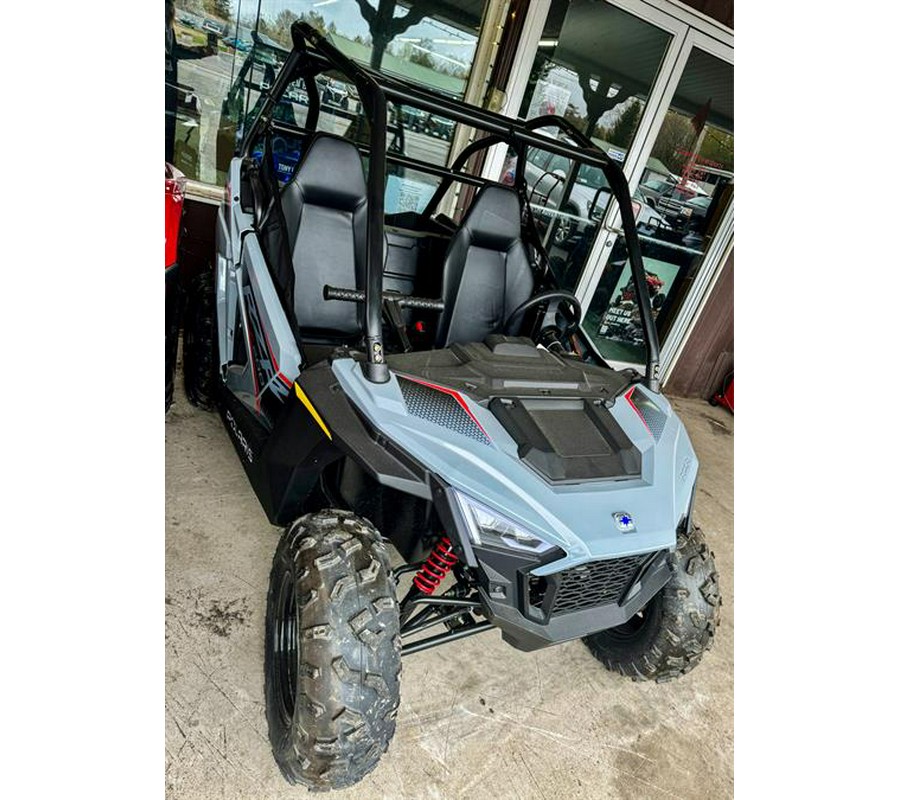 2024 Polaris RZR 200 EFI