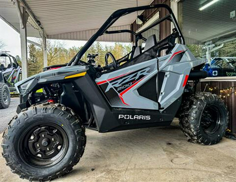 2024 Polaris RZR 200 EFI