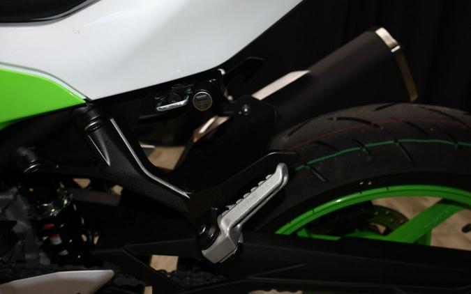 2024 Kawasaki Ninja 500 SE 40th Anniversary Edition ABS