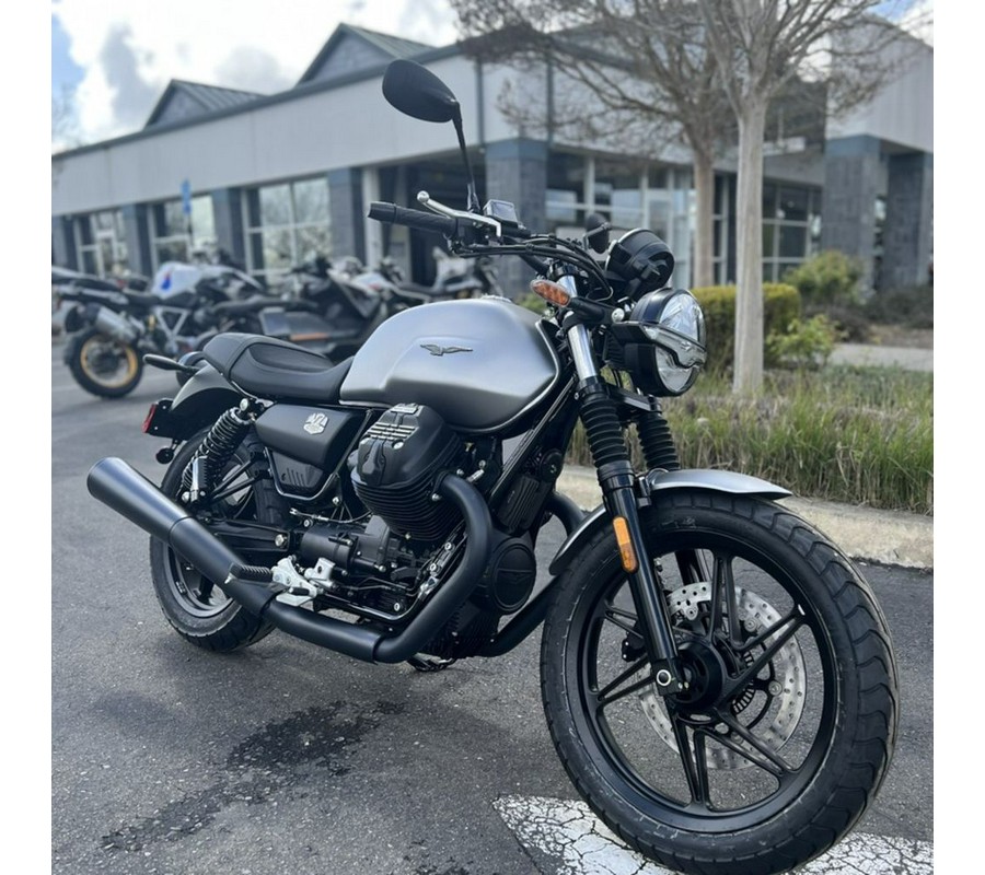 2023 Moto Guzzi V7 Stone